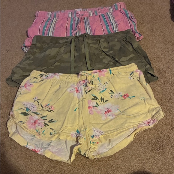 SO Pants - Floral Yellow, Camo Green, and Striped Pink Juniors Shorts size large